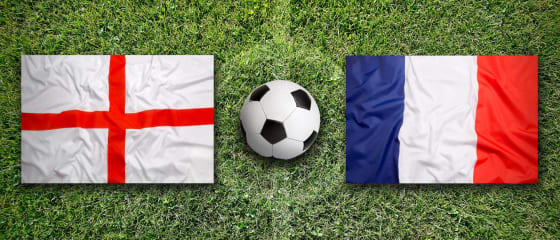 Viertelfinale der FIFA Fussball-Weltmeisterschaft 2022 â€“ England gegen Frankreich